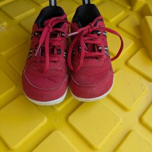 Kids Xero Prio Sneakers Size 12 Red